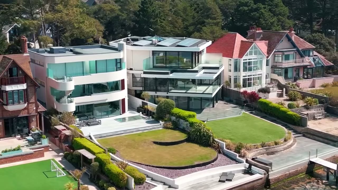 £15 million house tour — Luxury & Prestige Realty